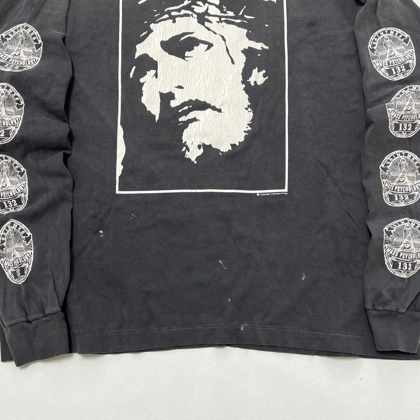SAINT Mxxxxxx LOVE SAINT LS TEE/BLK LOVE SAINT Big Jesus washed and distressed long sleeves, washed black S-XL, cylindrical cloth Assute dyeing, heavy washing and water fading, pure hand-splashed ink holes, simulated natural fading and old effects, correct version, correct main mark/washed mark/angel anti-counterfeiting label, OEM by domestic top printing factory, top purchasing agent level